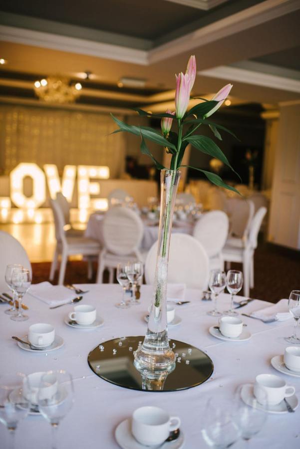 O'Neill Arms Hotel Toome Ngoại thất bức ảnh